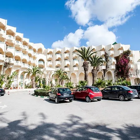 Novostar Nahrawess Thalasso Resort And Aquapark-3
